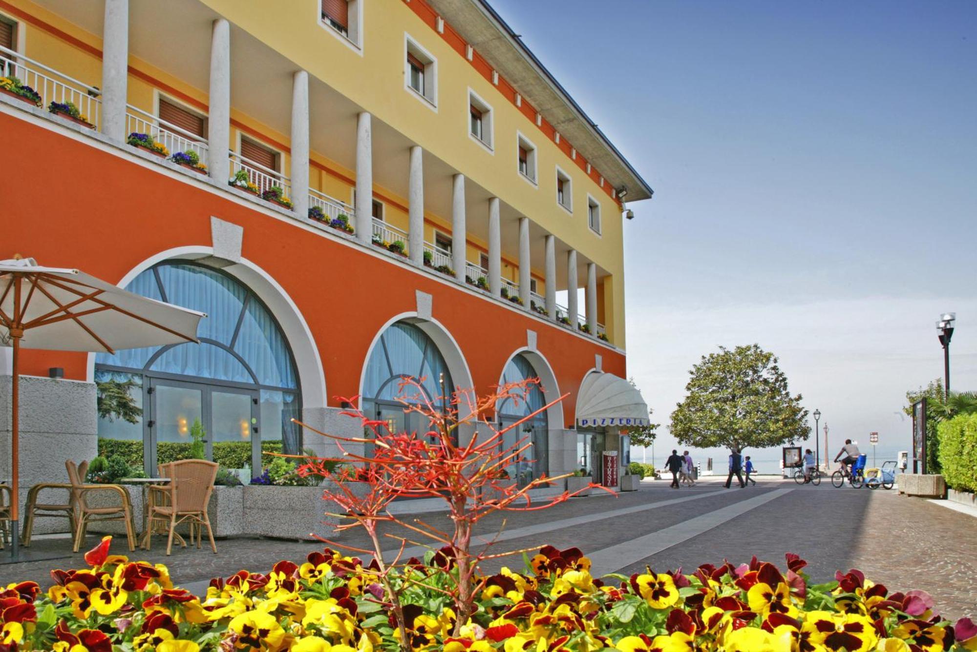 Hotel Vela D'Oro ***S Bardolino Exterior foto